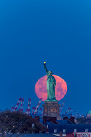 Supermoon over Statue of Liberty -Brooklyn-11