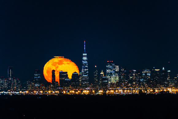 Moon Behind Freedom Tower-172
