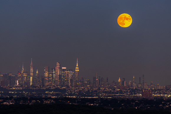 Fulll Moon over Empire State Building-88