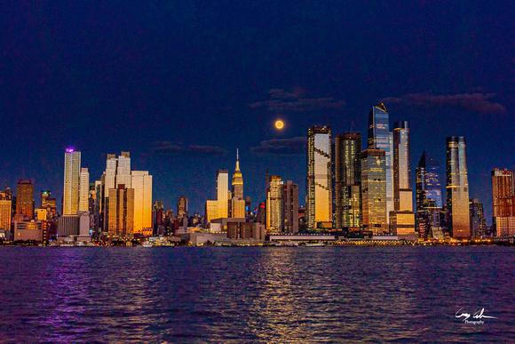 Moon over Empire State Building-103